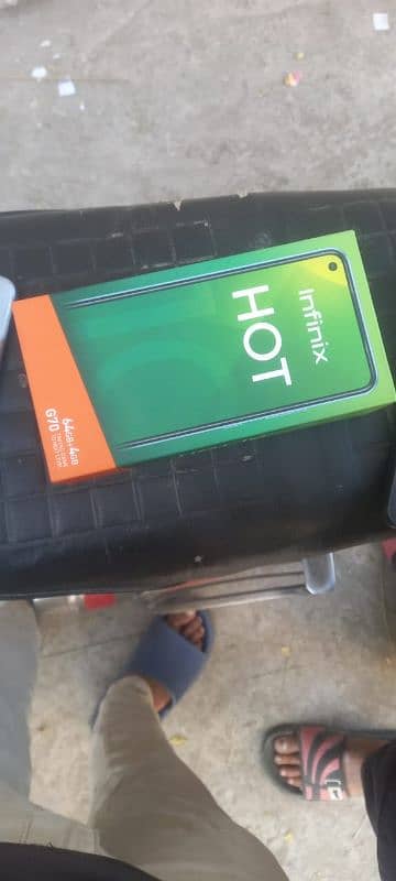 Infinix hote 10 ram memory 4/64 4