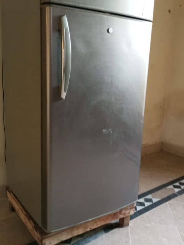 HAIER FRIDGE 2