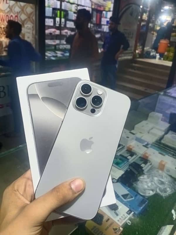 Iphone 16 pro max 256gb Jv LLA natural&desert color 0