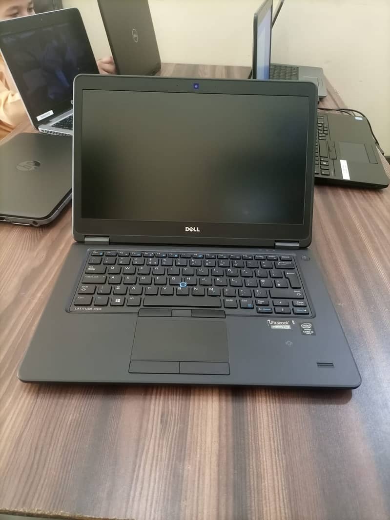 Dell Latitude E7450 Ultra Book Core i5-5th Gen 8GB Ram/500GB HDD 4