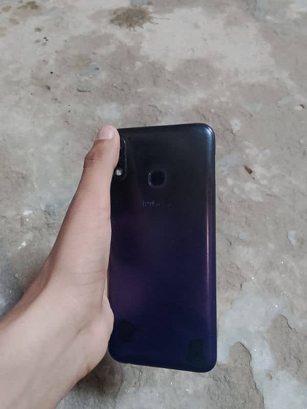 Infinix hot 8 all ok ha fingar working ma ha all ok Price 13000 0