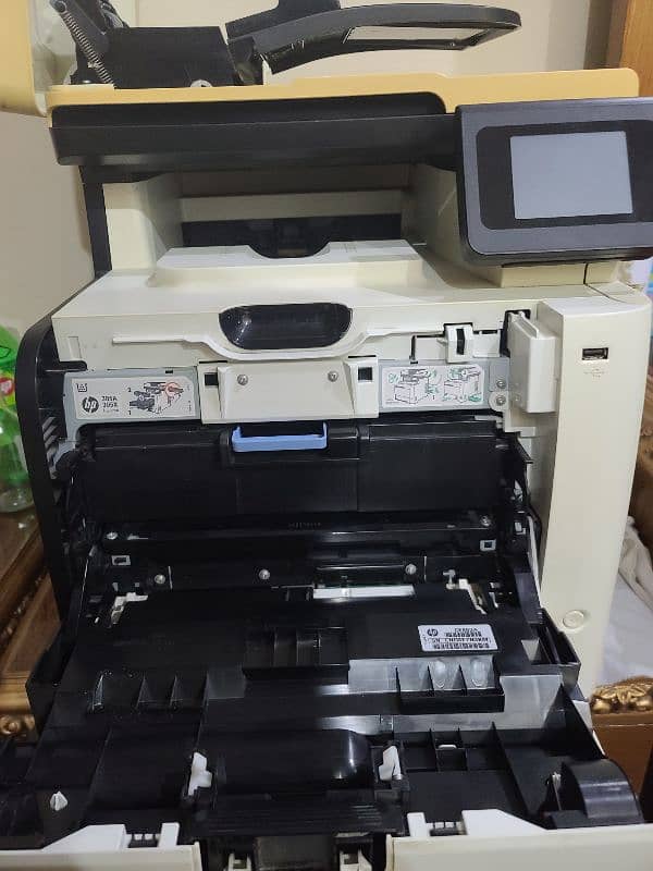 HP COLOR PHOTOCOPY MACHINE. 0