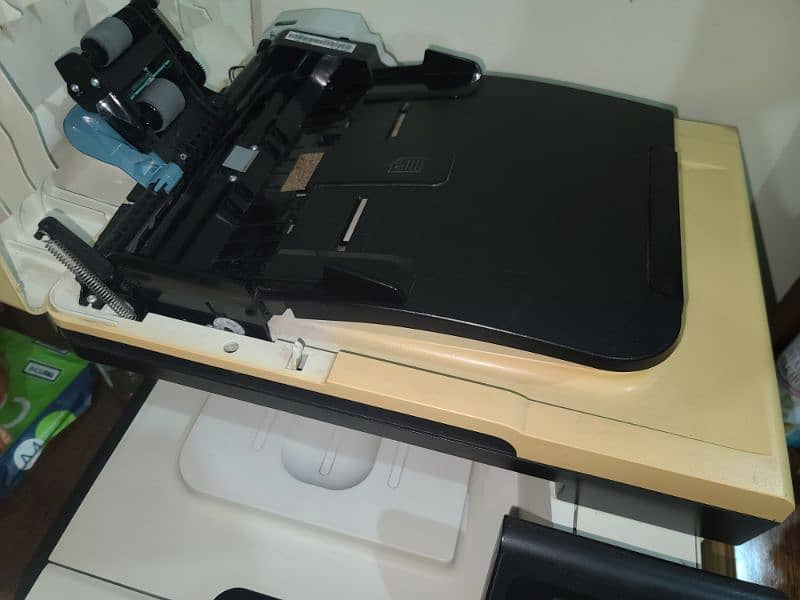 HP COLOR PHOTOCOPY MACHINE. 3