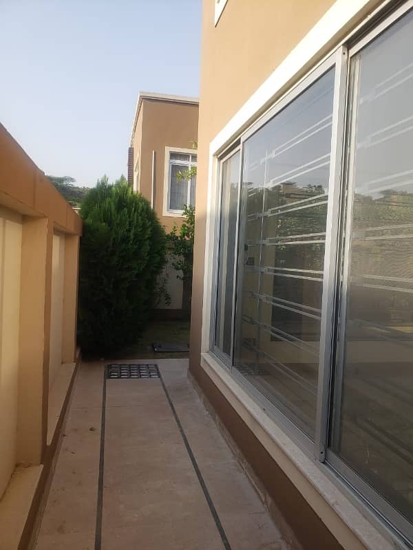 Defence Villas 10 Marla Double Story Villa Just Like New Good investor 23