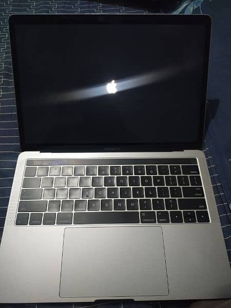 MacBook Pro 2017 1