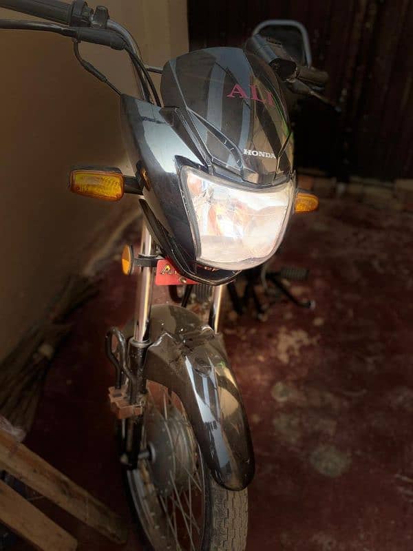 Honda pridor 100CC new condition only 10,000 KM use 2