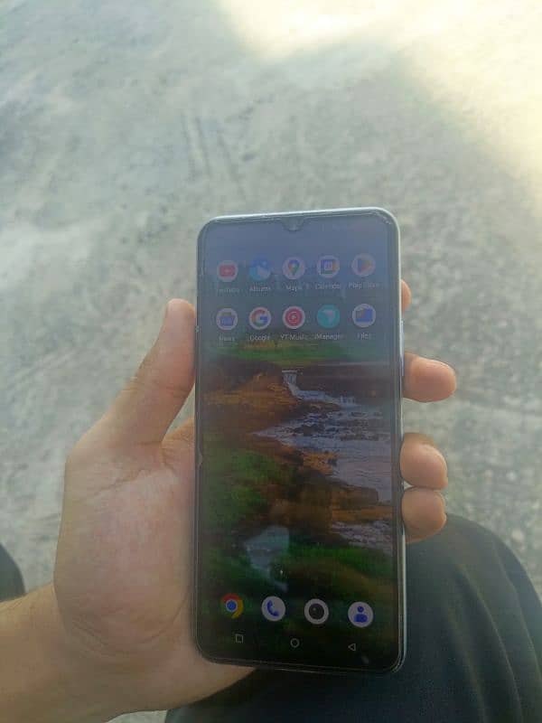 vivo y33s 4