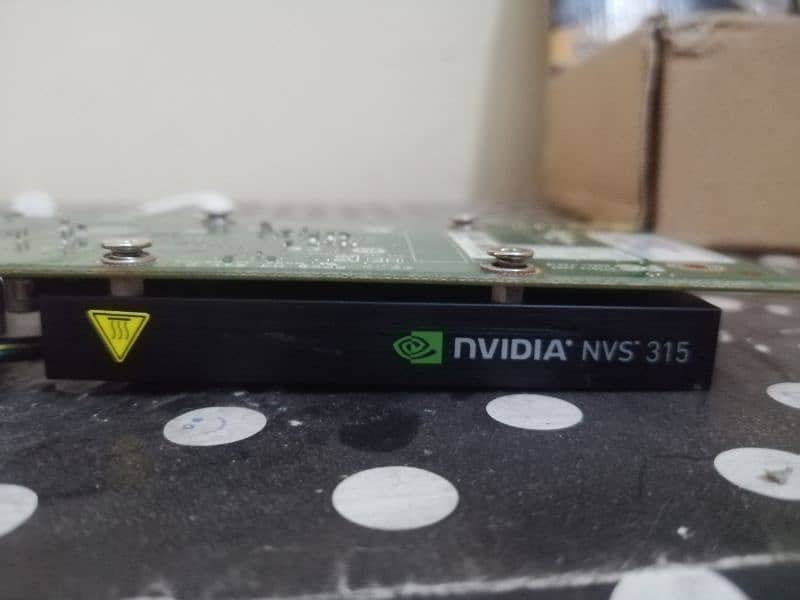 Nvidia 1Gb NVS 315 3