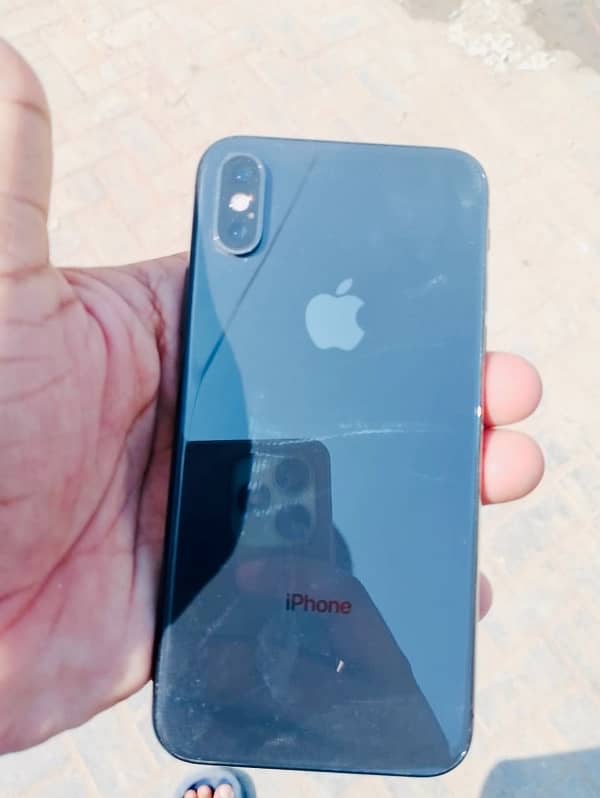 iphone  xs  pta approved 4