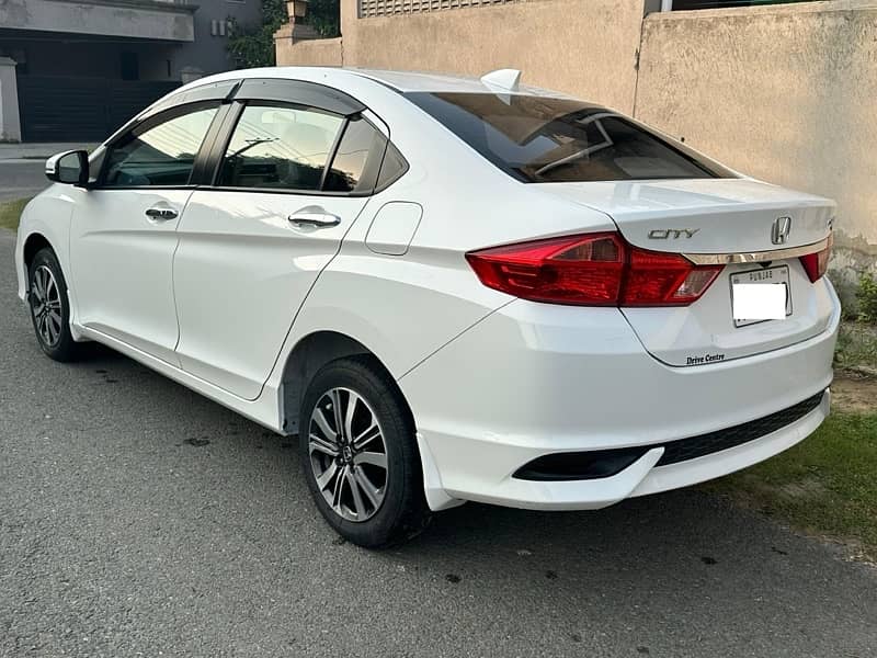 Honda City Aspire 2021 4