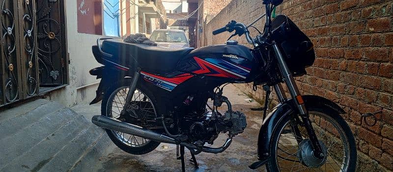 Honda dreem 70 bike 2020 model 9