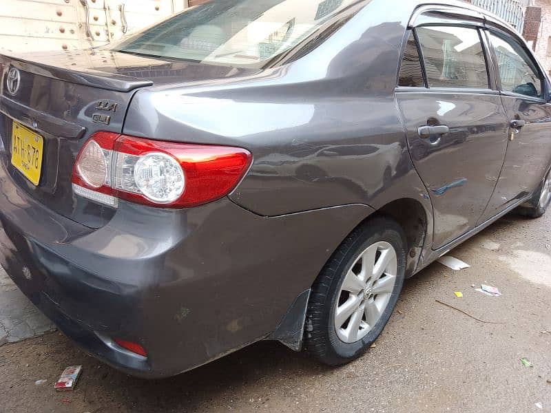 Toyota Corolla GLI 2010 12