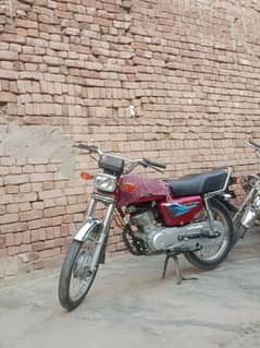 Honda 125 for sale urgent 0