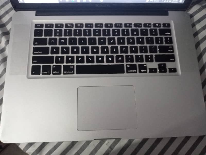 Apple Macbook Pro 9,1 | Apple Laptop For Sale In Cheap Price 3