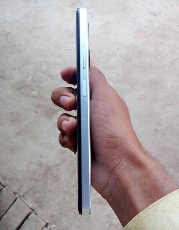 Infinix smart 8 0