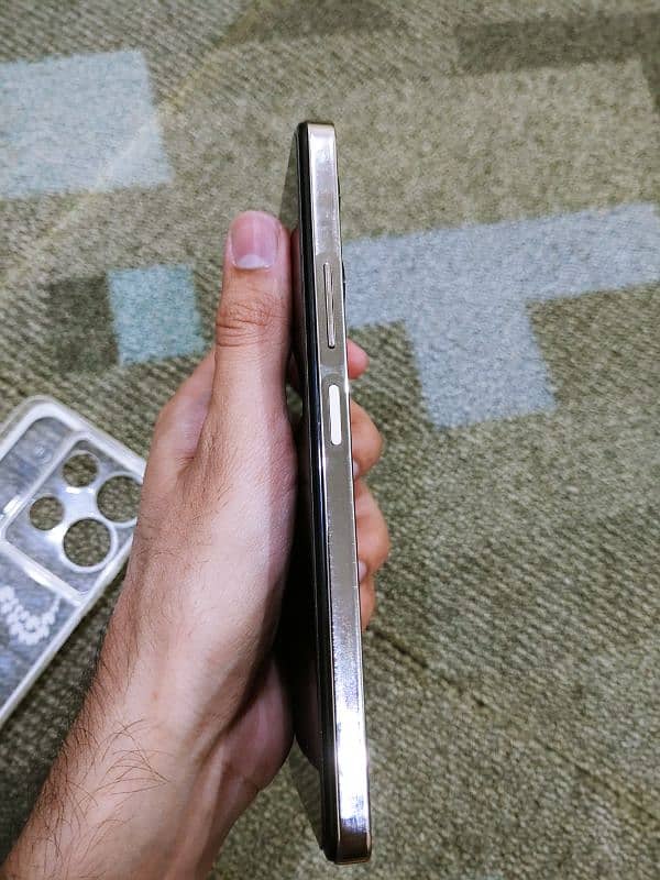 Infinix Note 30 ( A+ Condition ) 4