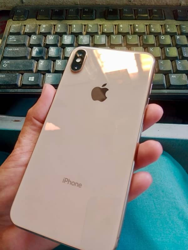 IPHONE XS MAX GOLD Official PTA Approved 0