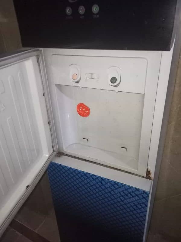 Water Dispenser Urgent Sale 1