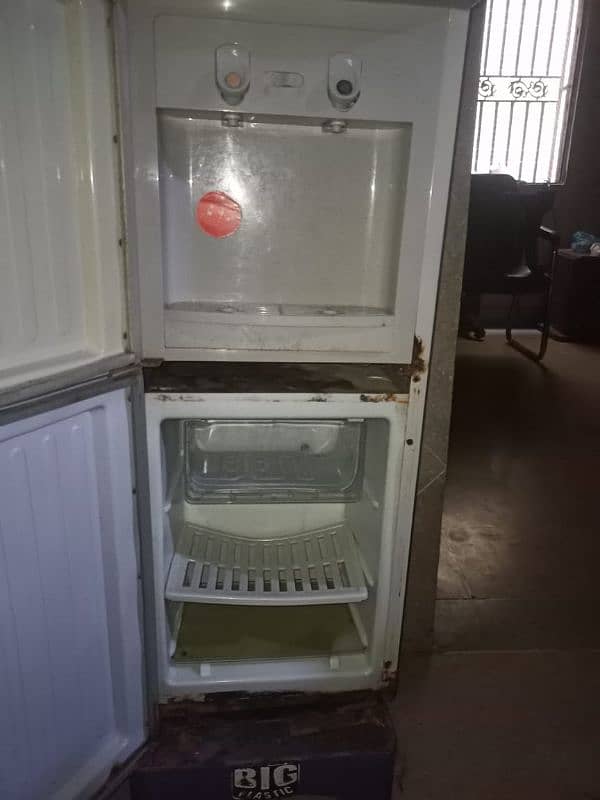 Water Dispenser Urgent Sale 5