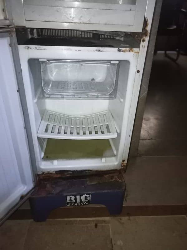 Water Dispenser Urgent Sale 6