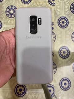 S9 plus 6 gb 128 gb