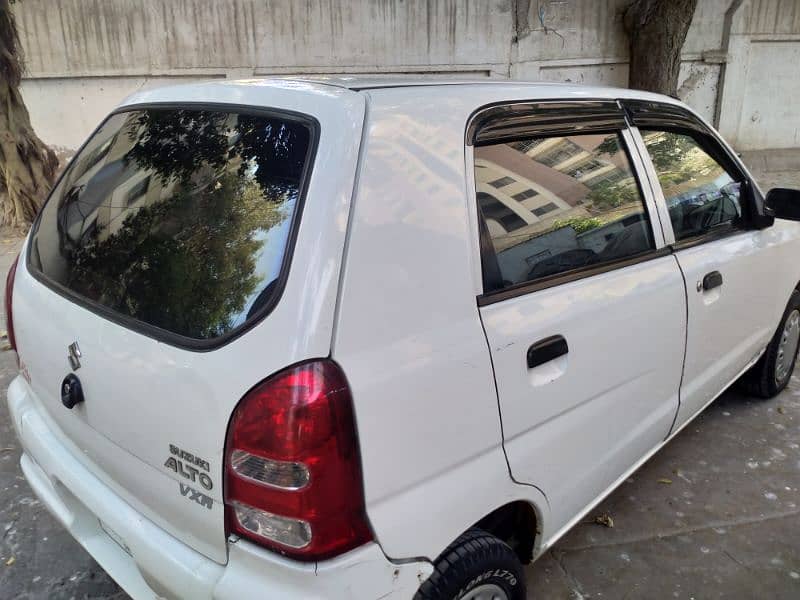 Suzuki Alto 2012 3