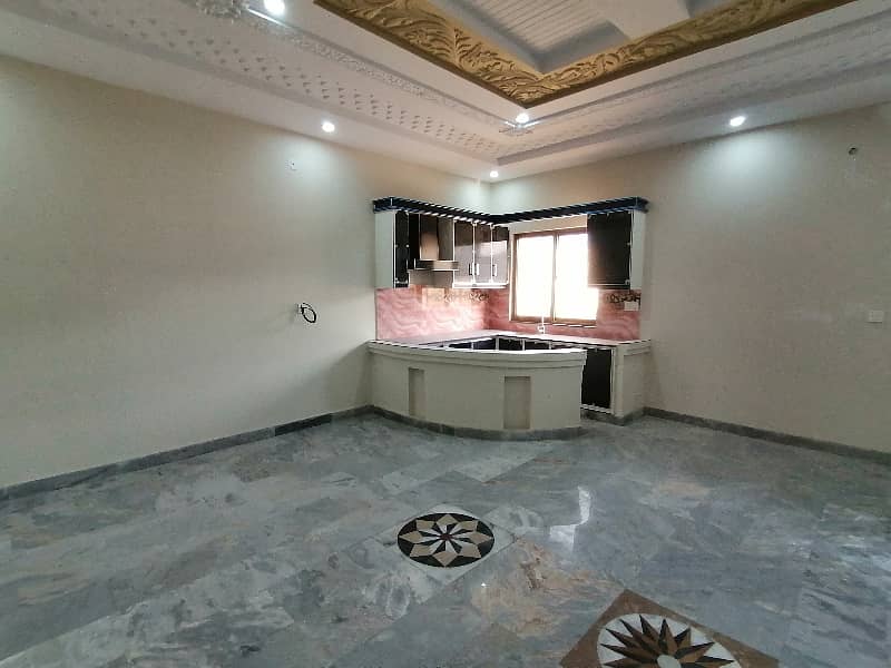 Unoccupied House Of 6 Marla Is Available For Sale In Islamia Park 30