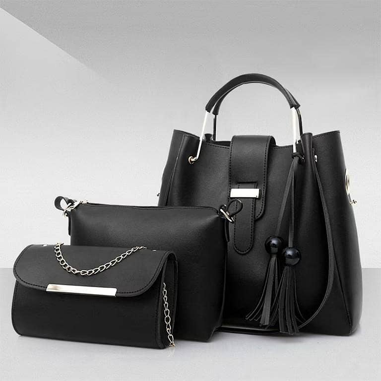 4 PCs woman's leather handbags for sale 1