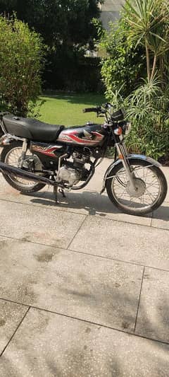 Honda 125 23/24 model new condition