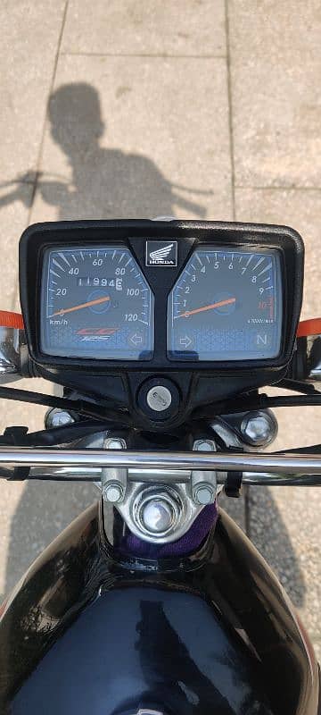 Honda 125 23/24 model new condition 3