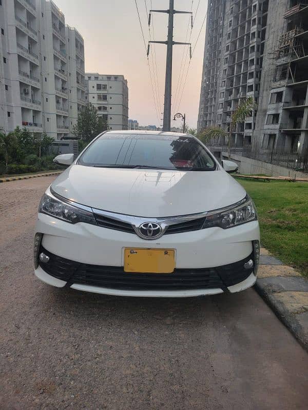 Toyota Corolla XLI 2020 automatic colour white own my name mint condit 2