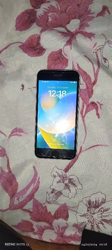 iPhone se 2020 128gb non pta water pack 79 health 5