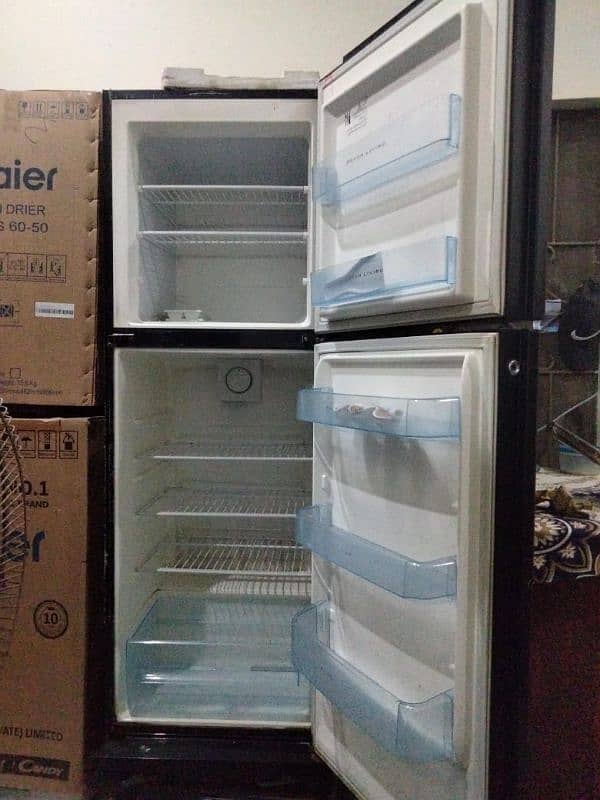 Electrolux refrigerator 3