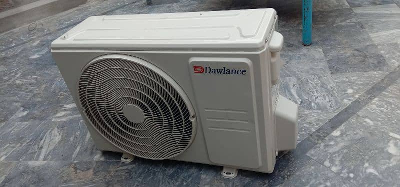 Dawlance inverter ac 1 ton 2 month use only 2