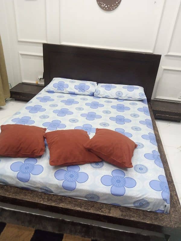 Habitt brand wooden floor bed with side tables and spring mattress 2