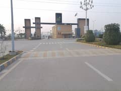 Ready To Buy A Residential Plot 10 Marla In Gujranwala