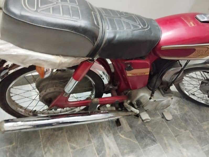 Yamaha100/84  Almost Genuine Islamabad Regd 12