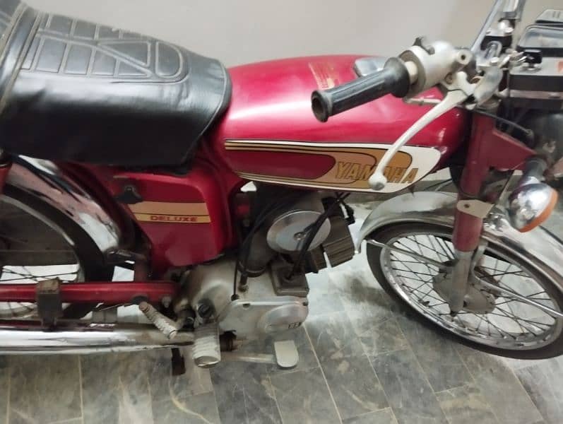 Yamaha100/84  Almost Genuine Islamabad Regd 16