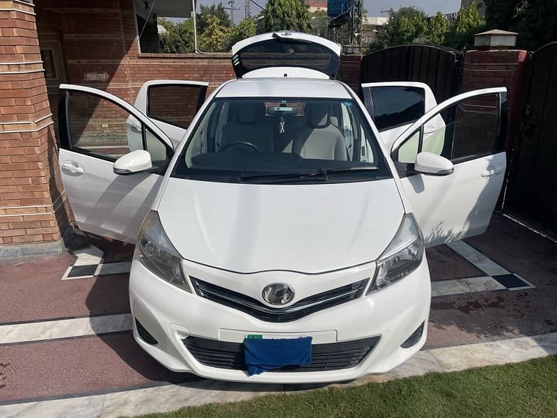 Toyota Vitz 2013 import 2015 first hand orginal condition see in DHA p 0