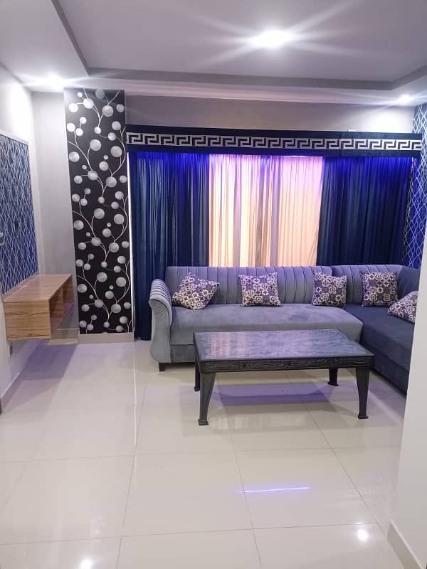 Par Day short time One BeD Room apartment Available for rent in Bahria town phase 4 and 6 empire Heights 2 Family apartment 7