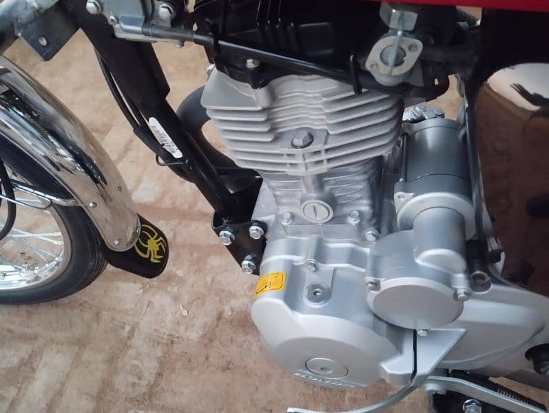 Honda 125 salf start bic for sale 24 modal 03451400338 03464952094 4