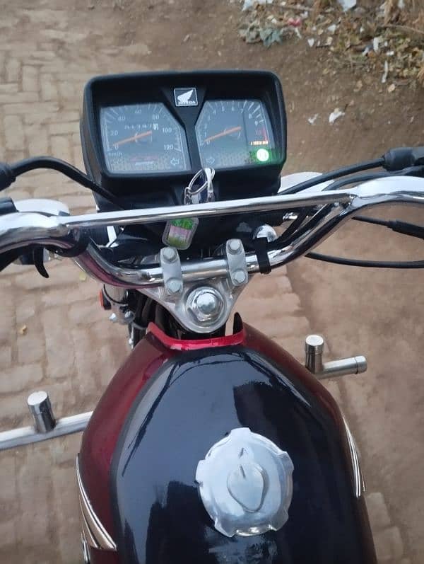 Honda 125 salf start bic for sale 24 modal 03451400338 03464952094 6