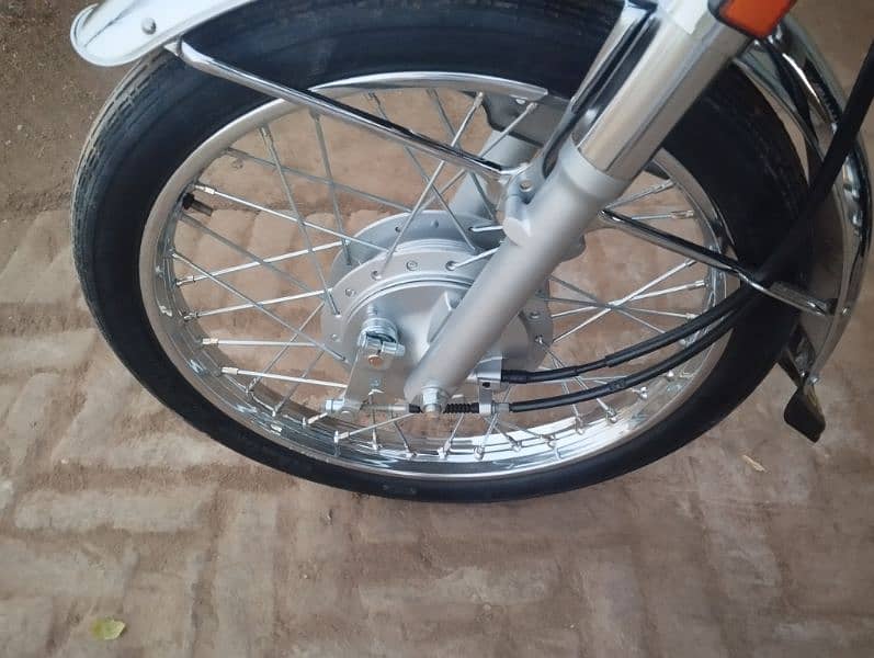 Honda 125 salf start bic for sale 24 modal 03451400338 03464952094 10