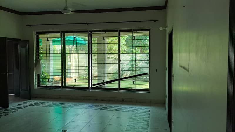 One Kanal House For Rent 100 Ft Road 0