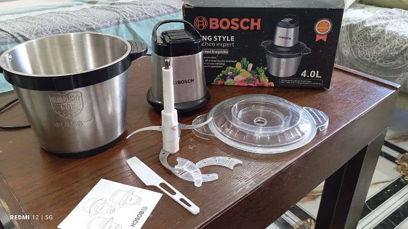 Bosch electric chopper 4L brand New. 2