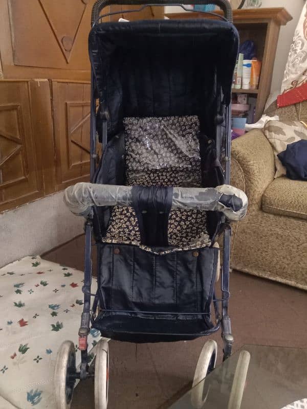 Best baby pram available. All metallic. 6