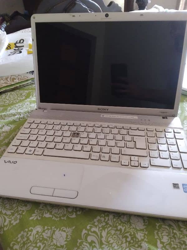 Sony Vaio Corei3 1