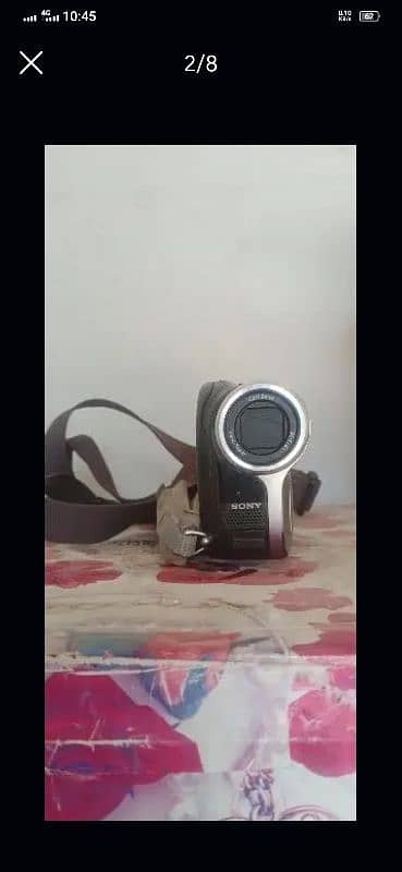 sony handycam dcr-dvd203 and spar parts for sale condition10/9 1