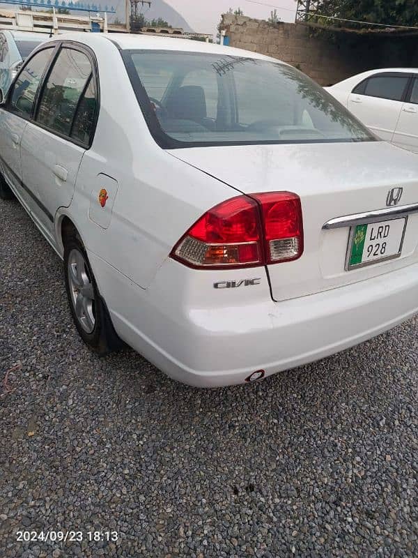 Honda Civic EXi 2001 3