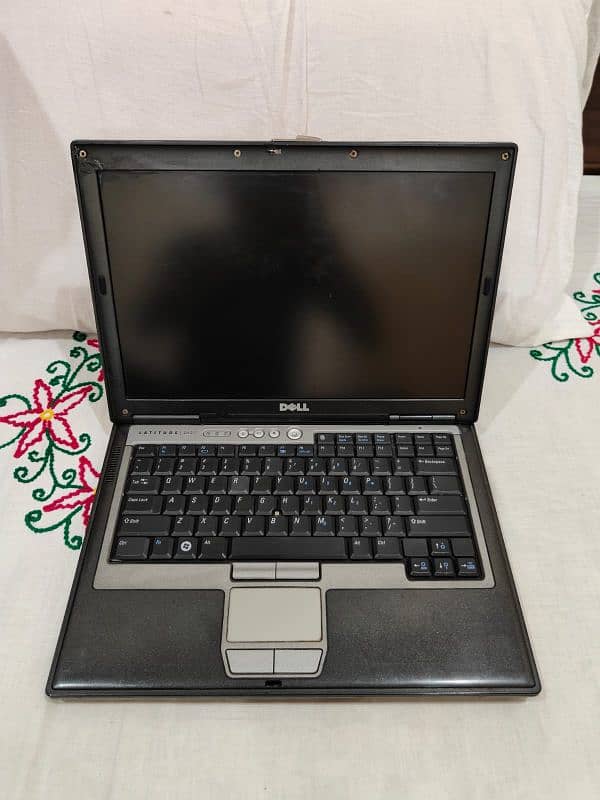 Dell Laptop urgent sale good condition 3